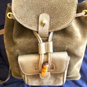 Gucci NWOT in olive Suede with authentic Bamboo Handgrips and Latch COA